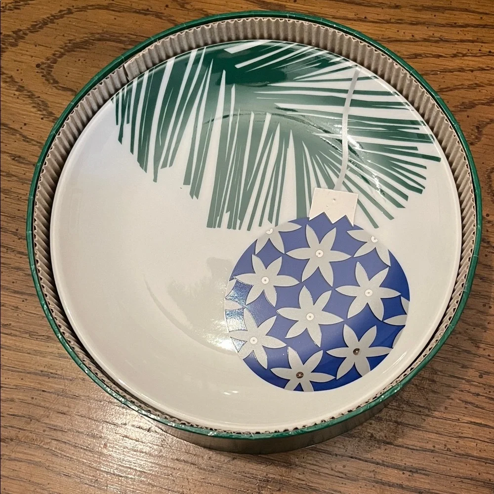 Crate & Barrel Festive Ornament Plates, set‎ of 4